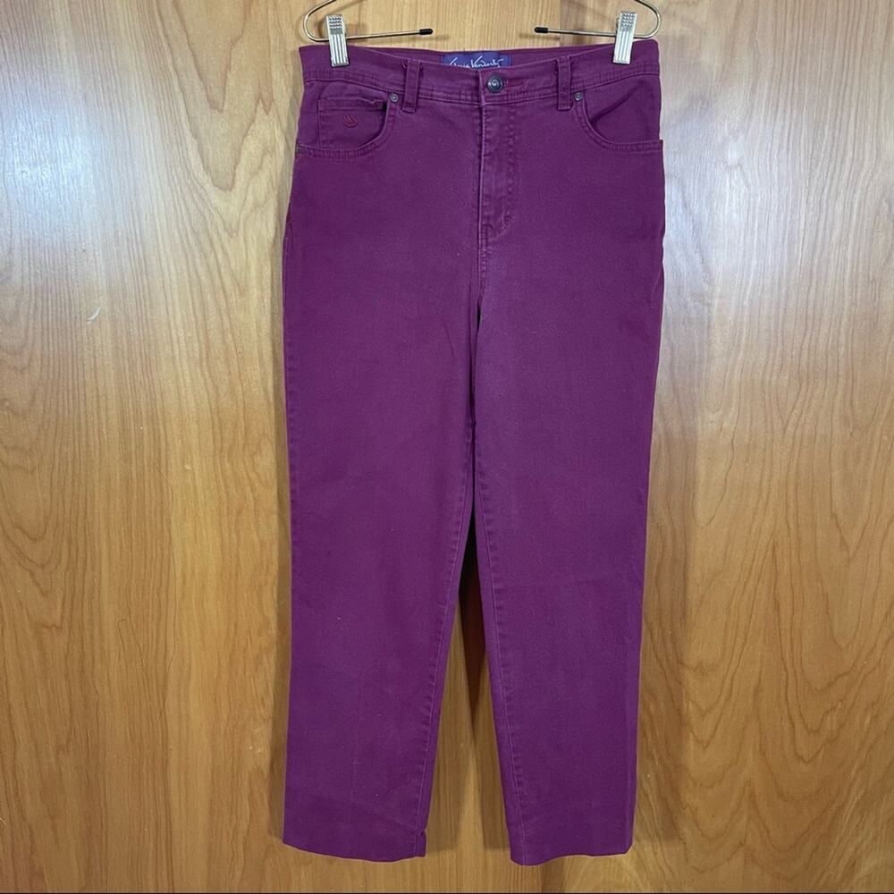 Gloria Vanderbilt, Maroon Jeans, Size 6, Appear to have been hemmed.